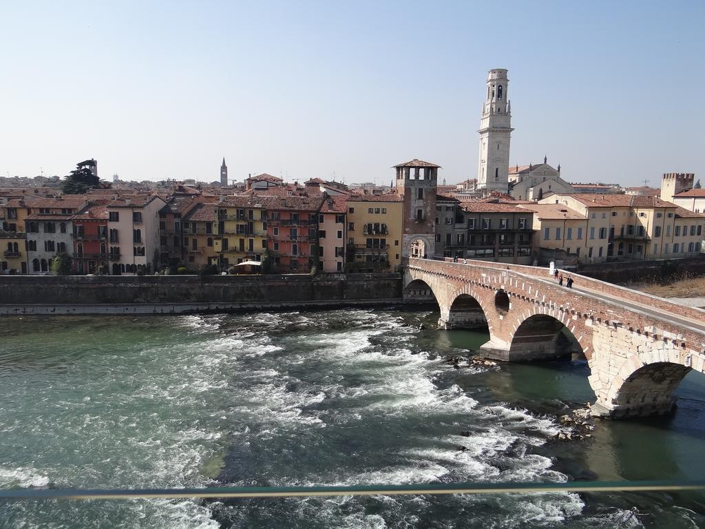 Theater Verona Luxury Apartment Zimmer foto